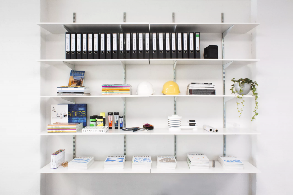 coworking-space-Arbeitsplatz-co-working-Arbeitstisch-berlin-friedrichshain-4
